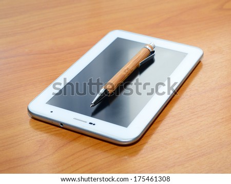 Pen on the tablet