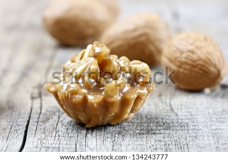 Nuts cake