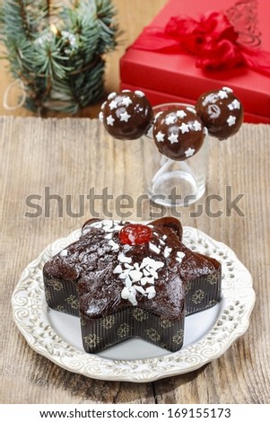Gingerbread cake in star shape