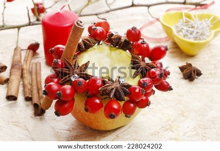 Florist at work: How to make apple candle holders for christmas home decor