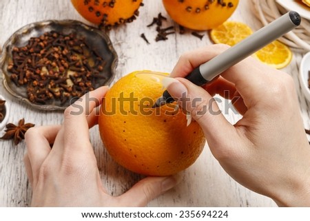 How to make orange pomander ball with candle - step by step, tutorial