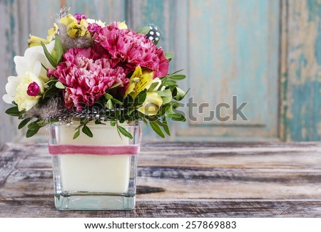 Bouquet of pink carnations and yellow alstroemeria (Peruvian lily or Lily of the Incas) flowers