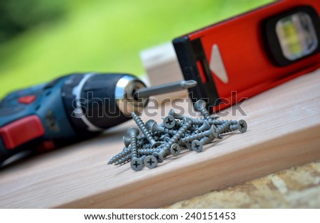 Wood screws and carpentry tools