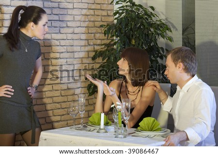 dating two woman. conflict between two women in 