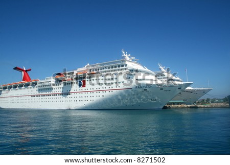 Cruise liners. Nassau. Bahamas