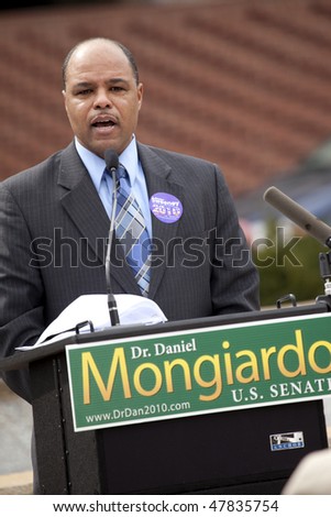 LOUISVILLE - MARCH 2:Maurice Sweeney, a US Senate candidate, speaks to a crowd during a protest of loss of unemployment benefits on March 2, 2010 in Louisville, KY.