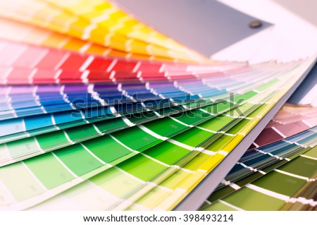Color wheel for choosing paint colors
