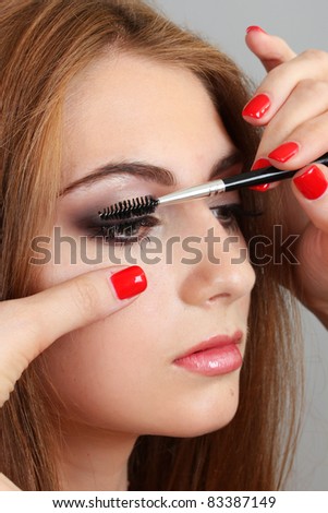Professional permanent makeup applying
