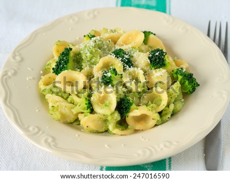 Orecchiette pasta with broccoli  and parmesan