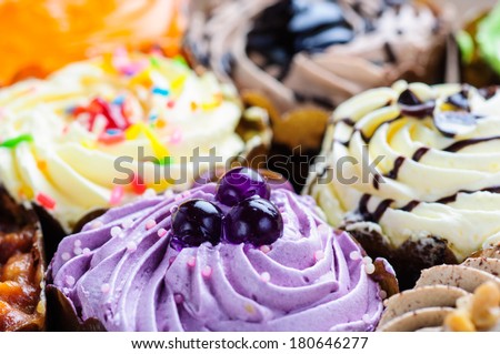 mix type of cup cake