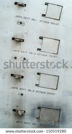 Jet assisted take off attach points