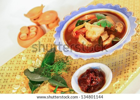 Tom yum prawn, Thai popular soup.