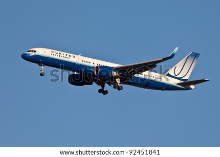 NEW YORK - DECEMBER 21:Boeing 757 United Airline on final to JFK airport located in New York, USA on December 21, 2011 United is world\'s largest airline with over 86000 employees and second by fleet