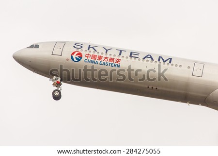 NEW YORK - NOVEMBER 3: Airbus A340 China Eastern Airlines painted in the SkyTeam livery takes off from JFK in New York, USA on November 3, 2013. China Eastern Airlines is a major Chinese airline.