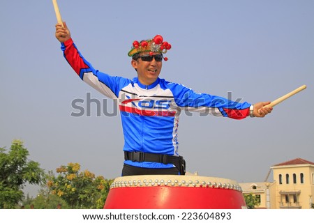 LUANNAN - AUGUST 2: Drum roll performing in the streets on august 2, 2014, Luannan county, Hebei Province, China
