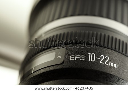 Wide angle lens