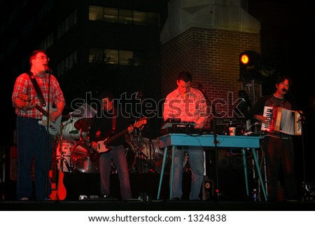 They Might Be Giants, performing at Sundown In The City, Knoxville, Tennessee, May 2006.