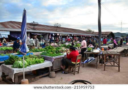 HONGSA - LAO PDR - DECEMBER  09 : Fresh market in Hongsa on December 09, 2011 in Hongsa district, Lao PDR