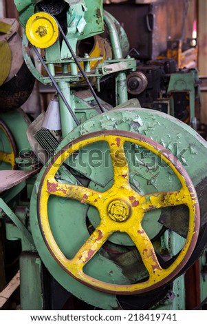 Wheel of the old machine tool equipment
