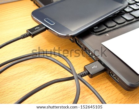 smart phone connecting to laptop