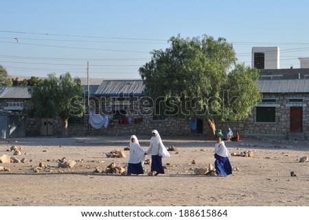HARGEISA, SOMALIA - JANUARY 12, 2010:Unidentified Somalis in the streets of the city of Hargeysa. City in Somalia, capital of unrecognized state of Somaliland. Much of the population lives in poverty.