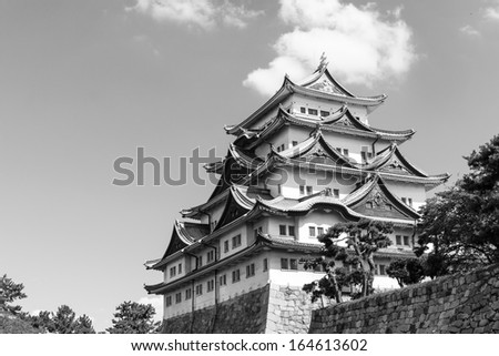 Nagoya castle atop with golden tiger fish head pair called \