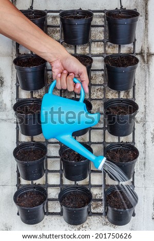 vertical garden black plastic pot