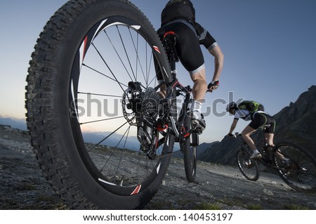 Mountainbike downhill - Mountain biking Dolomites South Tyrol