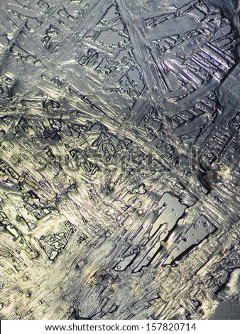 Dead Sea salt crystals precipitated in bundles on an irregular grid