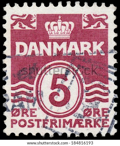 DENMARK - CIRCA 1938: A stamp printed in the Denmark, depicts Wavy Lines and Numeral of Value, circa 1938