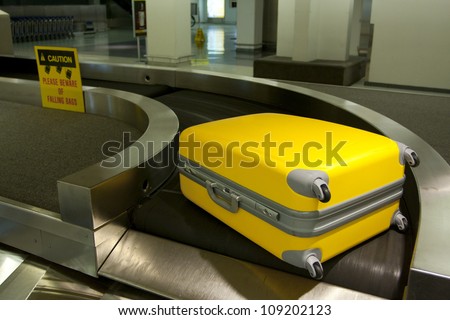 airport baggage belt
