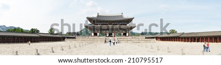 SEOUL, KOREA - SEPTEMBER 04, 2009: Panorama view of Geunjeongjeon in Gyeongbok Palace in Seoul, Korea