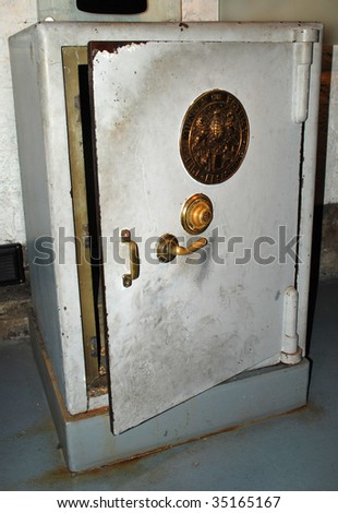 Antique iron safe, open, damaged