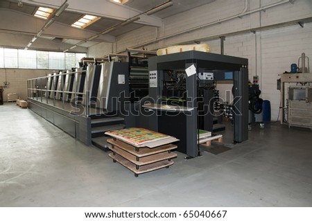 Press printing (printshop) - Offset machine. Offset press is a printing machine designed to produce fine quality reproductions.