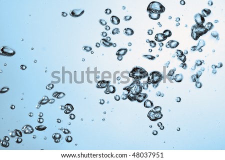 photo shot of air bubbles in water