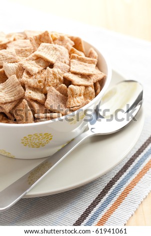cinnamon cereal in bowl