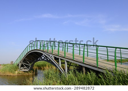 The structure of the iron bridge in wetland park