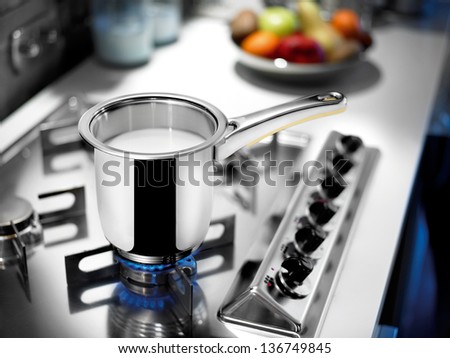 Milk pot/Milk pot on cooker