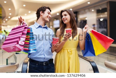 Date In The Shopping Mall