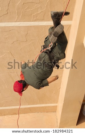 abseiling demonstration in disaster plan.