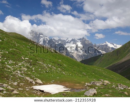 Western Alps, Italian Alps, French Alps, view to the Mont Blanc massif from the italian side