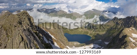 magestic mountain pass panorama