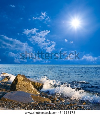Искам картинка на.... - Page 2 Stock-photo-hot-summer-day-in-a-sea-54113173