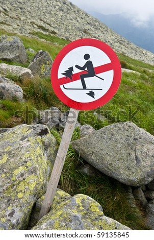 no ski sign in a mountains