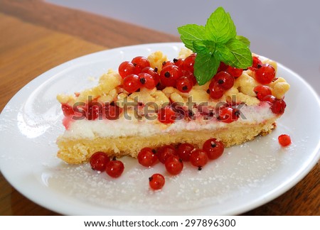 Red Currant cake
