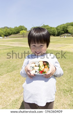 Children with and happily lunches mother hand view chestnut