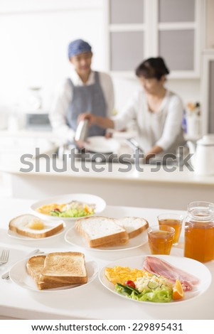 Kitchen to prepare the breakfast family