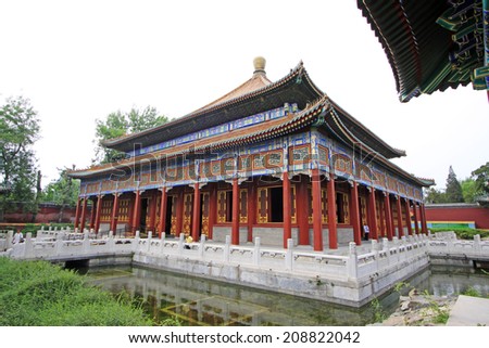 BEIJING - MAY 23: traditional Chinese architectural style Palace in the Beihai Park, on may 23, 2014, Beijing, China