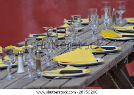 Dressed table
