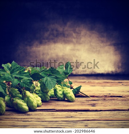 hop  and leaves